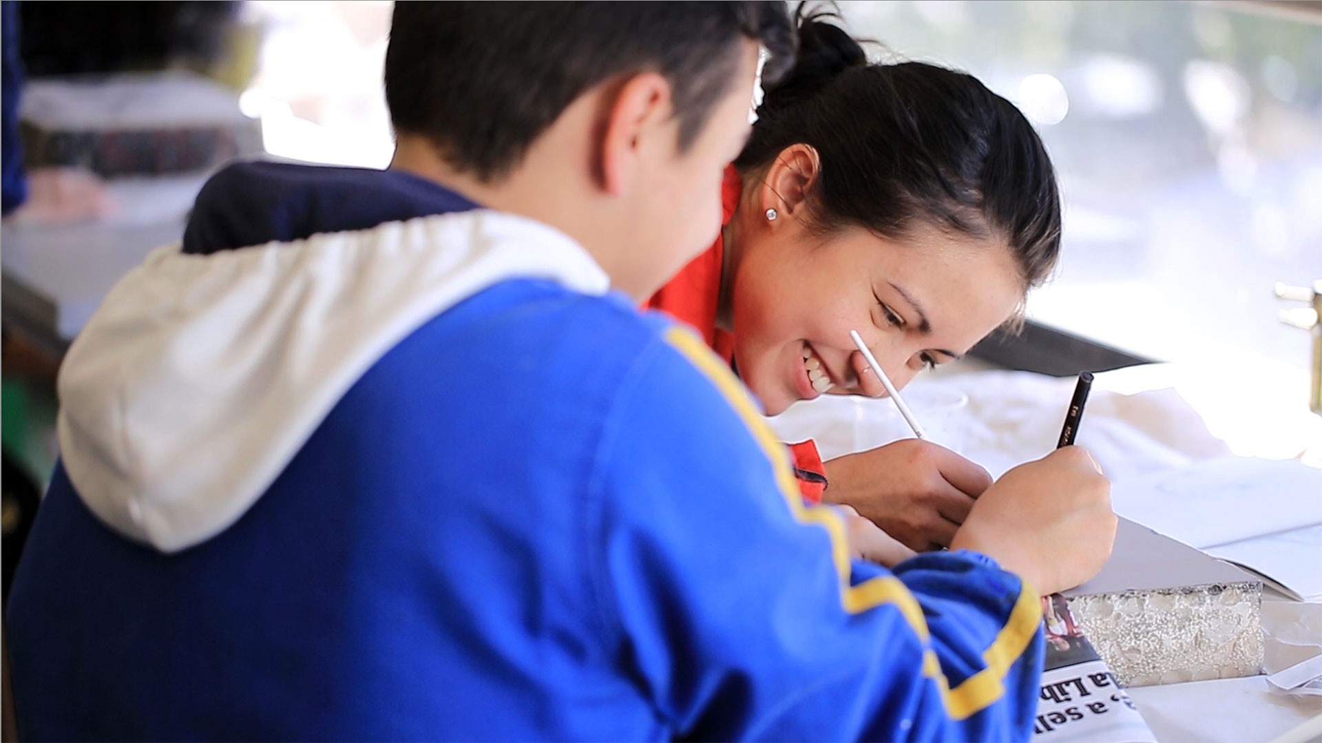 Oferta laboral: educación artística con niños